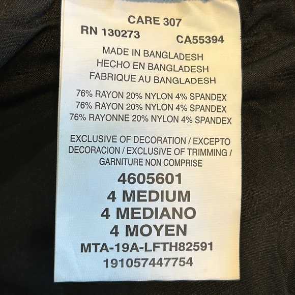 Lee Skimmer Mid Rise Slim Fit Black Capri Size 4 NWT - Picture 9 of 10